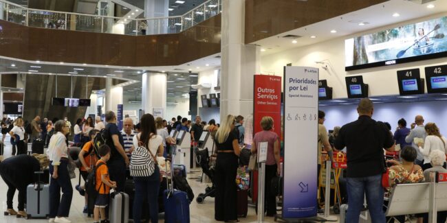 Anac discute com aéreas aumento de voos no santos dumont; paes critica