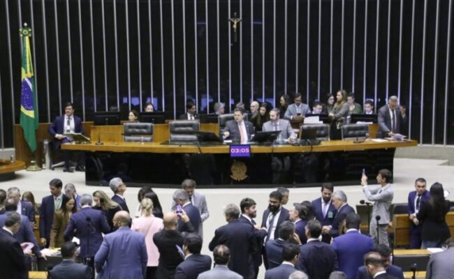 Câmara aprova pl do devedor contumaz