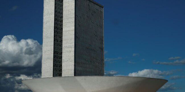 Governo enviará projeto à câmara para aumentar limite do mei