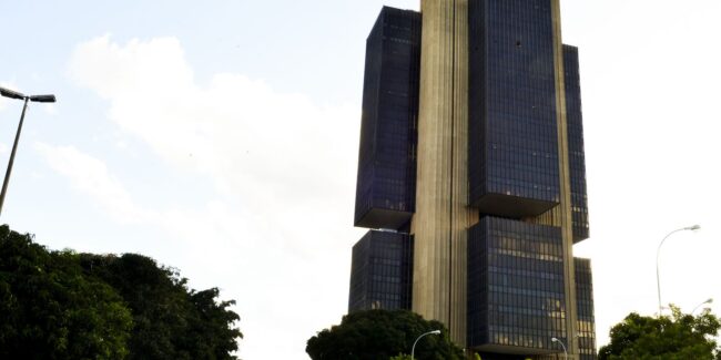 Bc aperta regras de provedores de ti para instituições financeiras