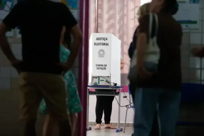 Justiça acende alerta para tentáculos de facções nas eleições de 2026
