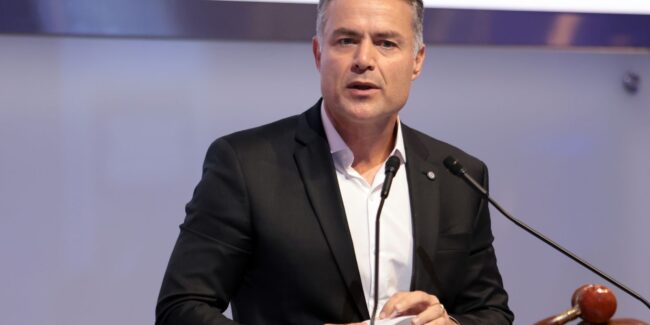 Ministro dos transportes prevê 14 leilões rodoviários no país em 2026