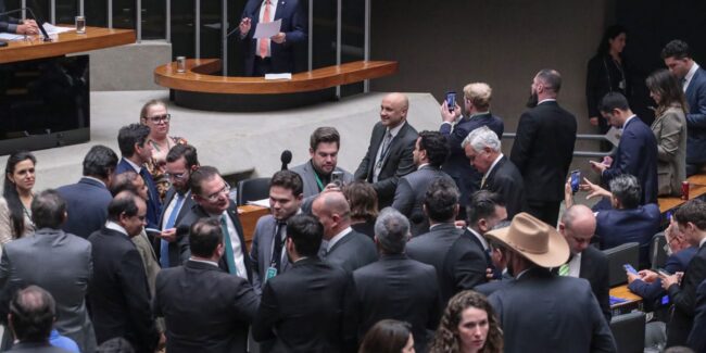 Pl da dosimetria beneficia criminosos comuns, dizem especialistas
