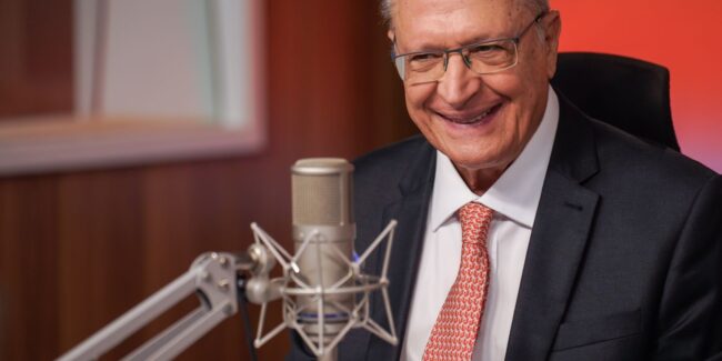 Alckmin conversa por telefone com vice-presidente da china