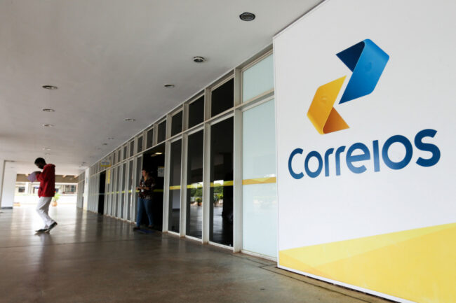 Fim do ‘vale-peru’ nos correios: moraes suspende decisão do tst sobre benefícios