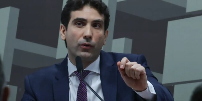 Galípolo assina manifesto internacional pela independência dos bcs