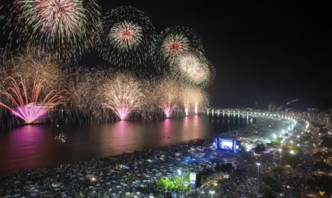 Maior réveillon do mundo, rio poderá ter chuva com ressaca