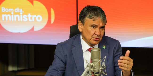 Pf investiga origem de fake news sobre programas sociais