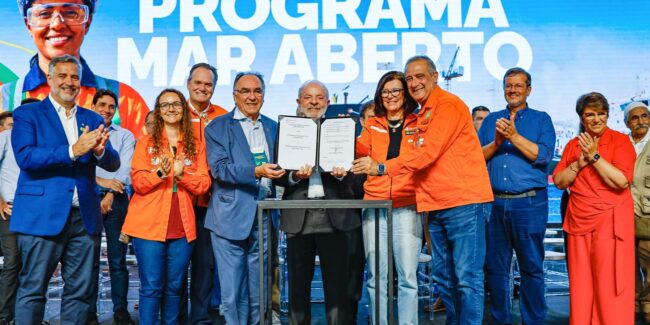Petrobras assina contrato bilionário para fabricar navios no rs