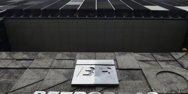 Petrobras compra 42,5% de bloco de exploração de petróleo na namíbia