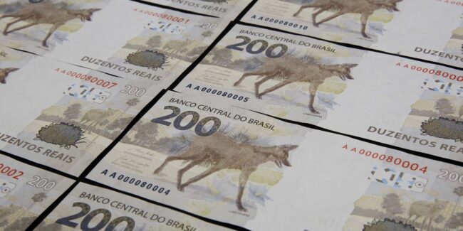 Prévia da carga tributária sobe para 32,4% do pib em 2025