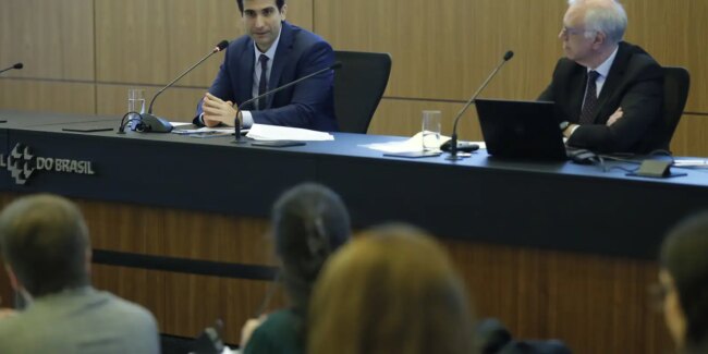 Galípolo: bc tem margem para avaliar impactos da guerra sobre o brasil
