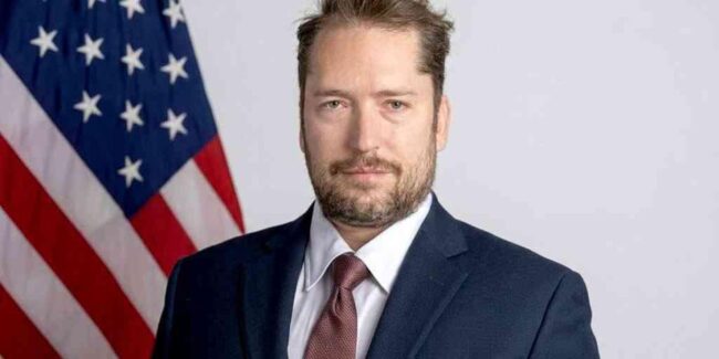 Itamaraty confirma revogação de visto de assessor de trump