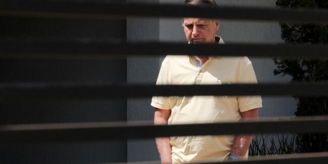 Pgr dá parecer favorável à prisão domiciliar de bolsonaro