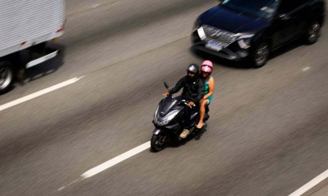 99 encerra serviço de transporte de passageiros por aplicativo de moto em sp