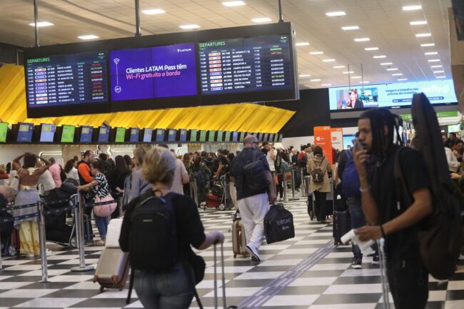 Após falha elétrica, espaço aéreo de são paulo é liberado
