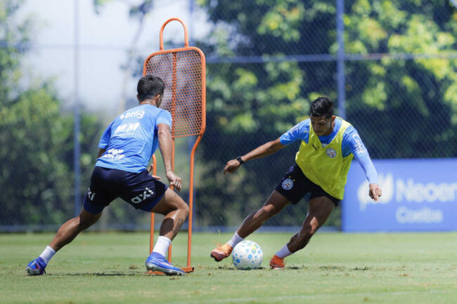 Bahia abre preparação para enfrentar o flamengo; ademir faz treino físico