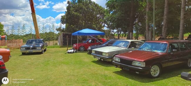 Evento de carros antigos com shows e arrecadação de alimentos acontece neste domingo em ponta grossa