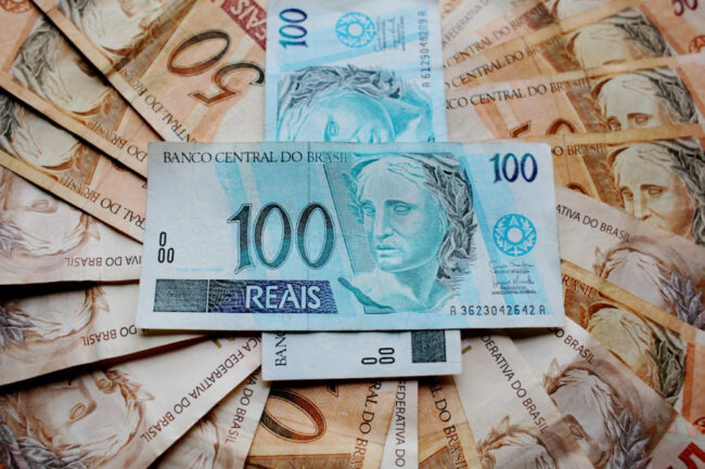 Governo estima salário mínimo de r$ 1.717 para 2027