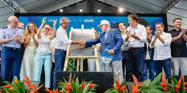 Governo inaugura alojamento estudantil do ita ceará