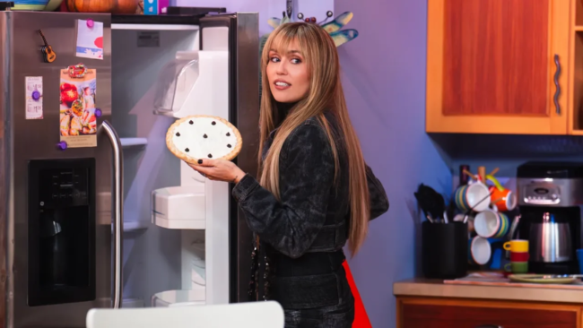 Web reage ao especial de 20 anos de hannah montana: “chorei assistindo”
