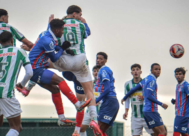 Brasileirão sub-20: bahia perde de virada para lanterna e sai do g-8