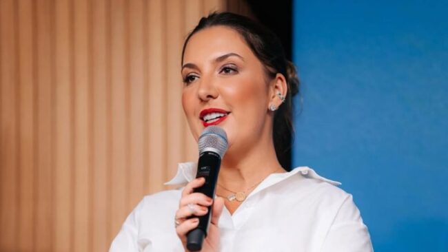 Cotada para fazenda se licencia de empresa por campanha de flávio