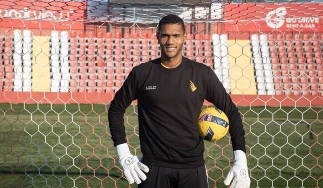 Ex-goleiro do bahia retorna ao grêmio após rebaixamento de time português