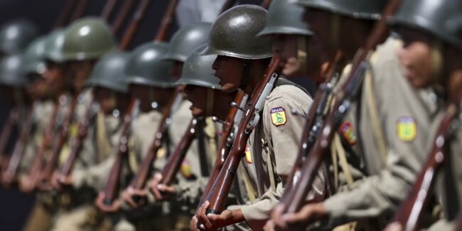 Exército mantém patrulha de fronteiras mesmo com bloqueio do orçamento