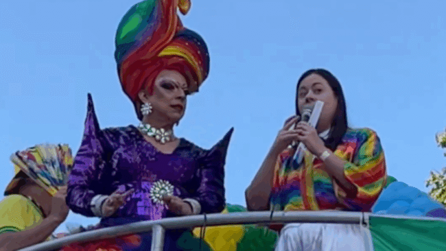 O que destrói as famílias brasileiras é a escala 6 x 1, diz sâmia bonfim