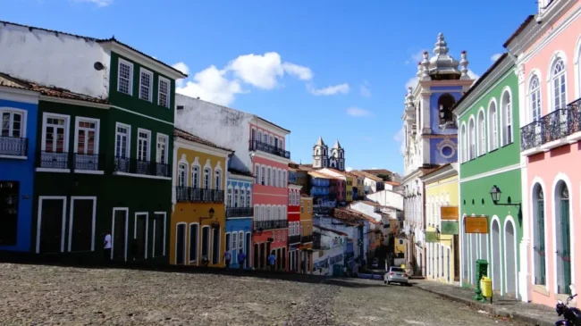 Turismo internacional tem salto de quase 12% no fluxo de estrangeiros