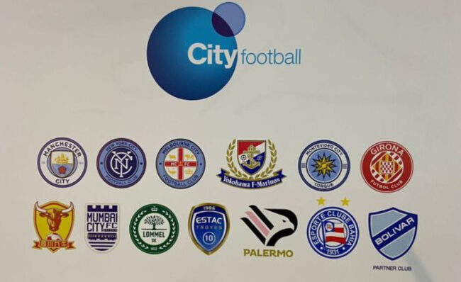 Veja como foram as mudanças de escudo feitas pelo grupo city em outros clubes
