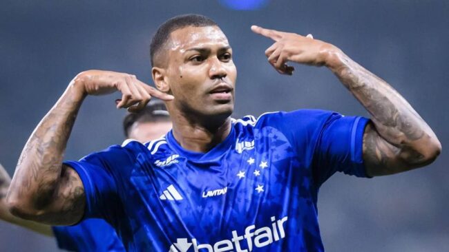 Vitória anuncia contratação do volante walace por empréstimo