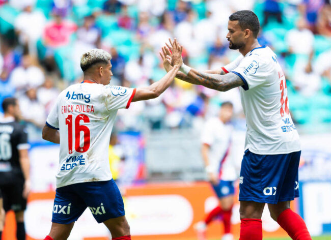 A série a voltou! bahia enfrenta a chapecoense buscando reestrear com triunfo em casa