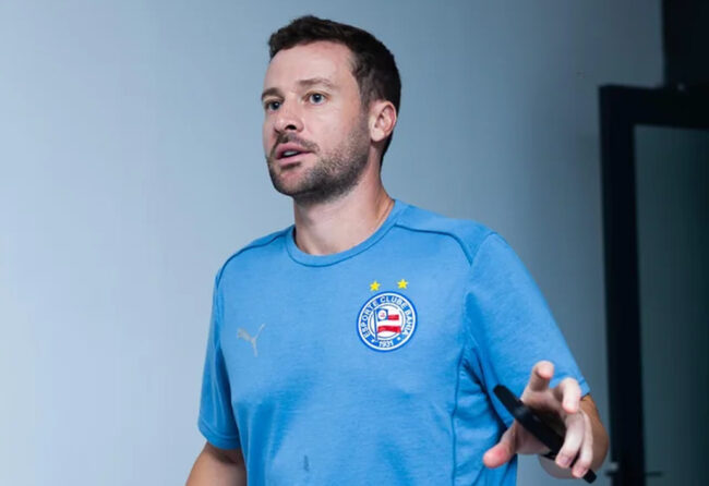 Membro da comissão técnica de rogério ceni deixa o bahia; saiba o motivo