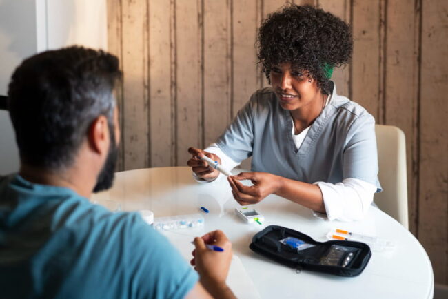 Monitorar a insulina ajuda a prevenir doenças metabólicas