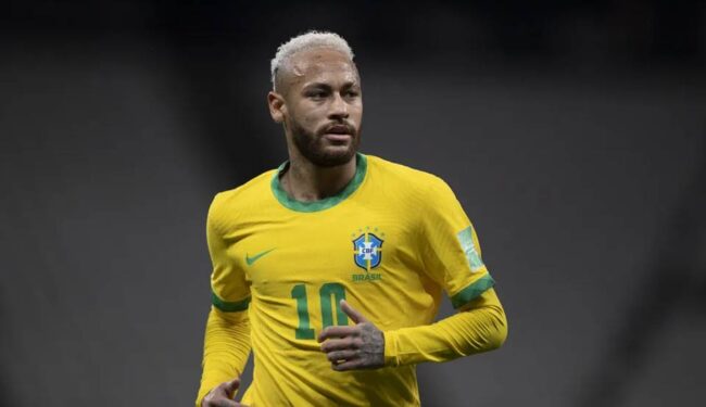 Neymar é o 2º jogador brasileiro a disputar quatro copas e não ganhar nenhuma