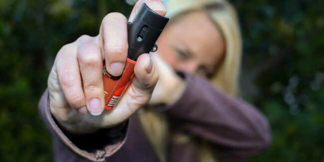 Spray de pimenta para mulher é medida paliativa, diz promotora