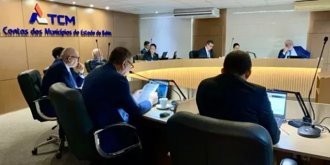 Tcm manda suspender slogan da prefeitura de eunápolis por promoção pessoal do prefeito
