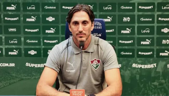 Zubeldía diz que fluminense merecia vencer o bahia e defende hulk