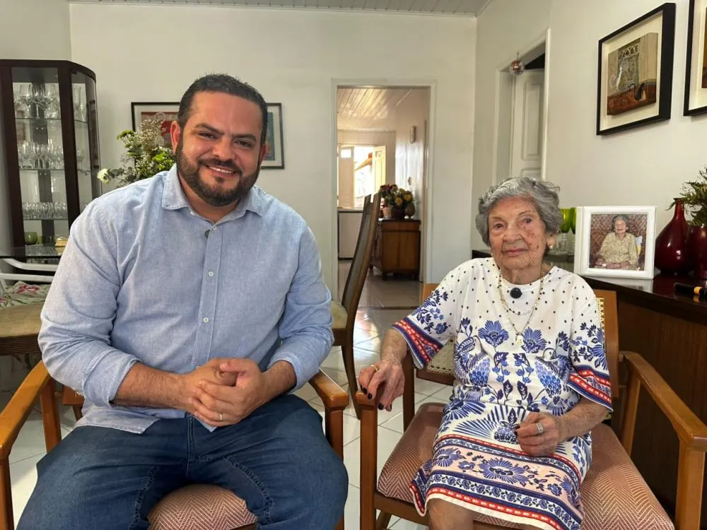 100 anos de histórias e memórias de ipiaú: assista conversa de marcel hohlenwerger com dona lourdes