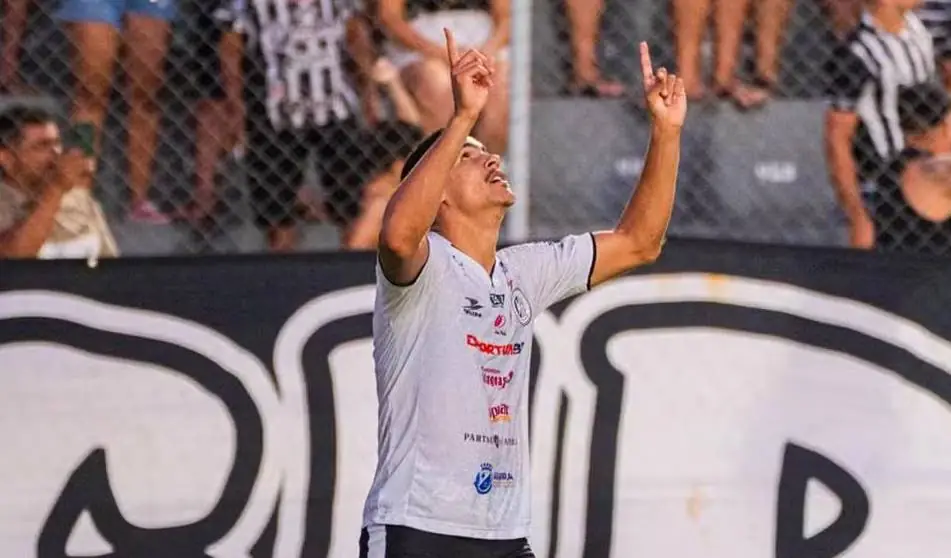 Asa confirma transferência do atacante alex bruno para o vitória