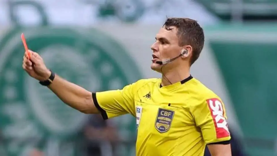 Árbitro mineiro apita vitória x botafogo pela 23ª rodada do brasileirão