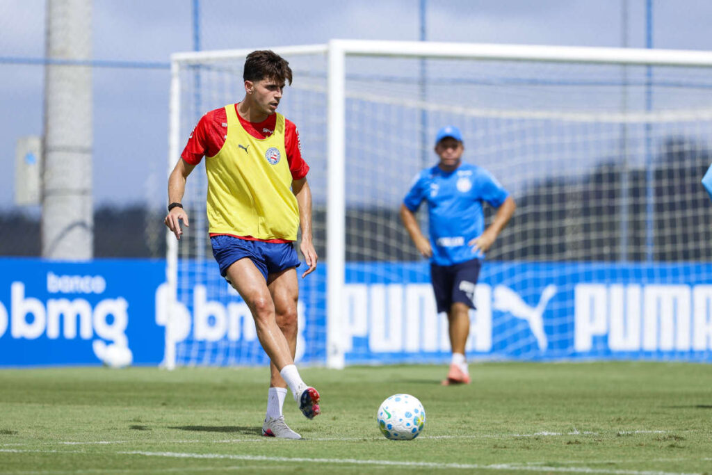 Bahia confirma volta de kike olivera e tem reforço entre relacionados; veja a lista