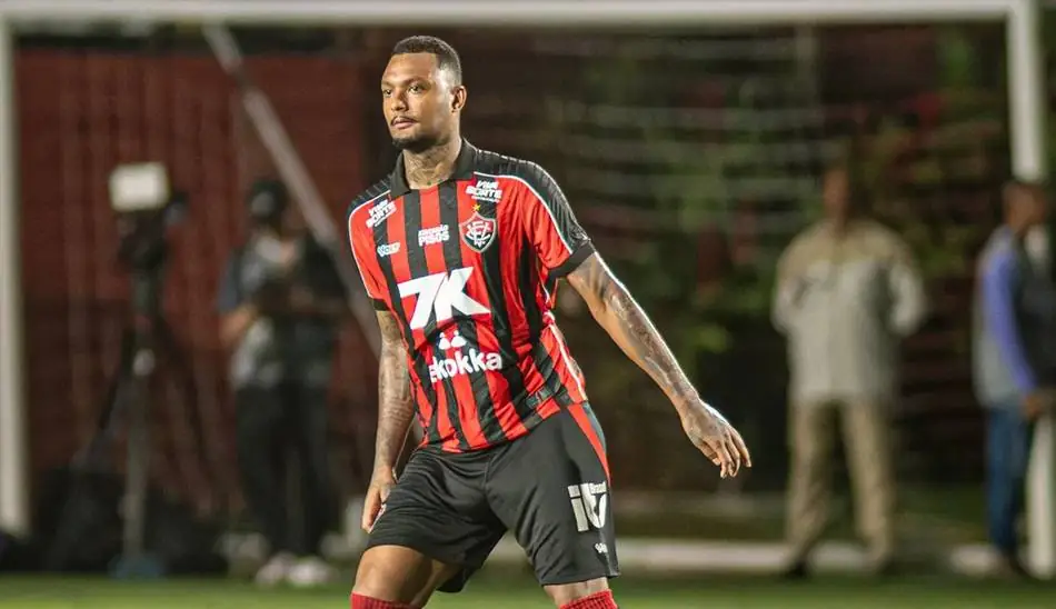 Luan cândido pede desculpas por expulsão e rebate abel ferreira