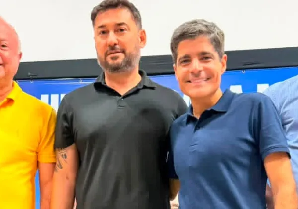 Mais um ex-apoiador de jerônimo declara apoio a acm neto na bahia