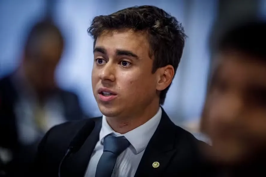 Nikolas ferreira critica psol por “bancada da macumba”