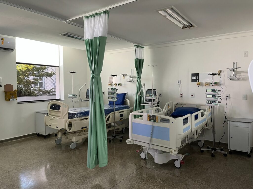 Novos leitos de uti no hupes aumentarão em 25% a capacidade para a realização de cirurgias