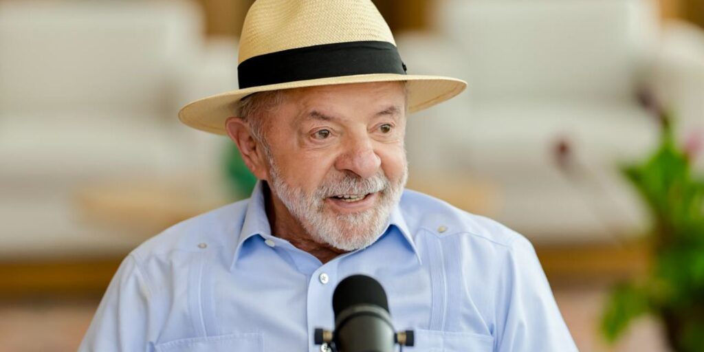 Pelo pt, lula busca reeleição com foco em pautas sociais