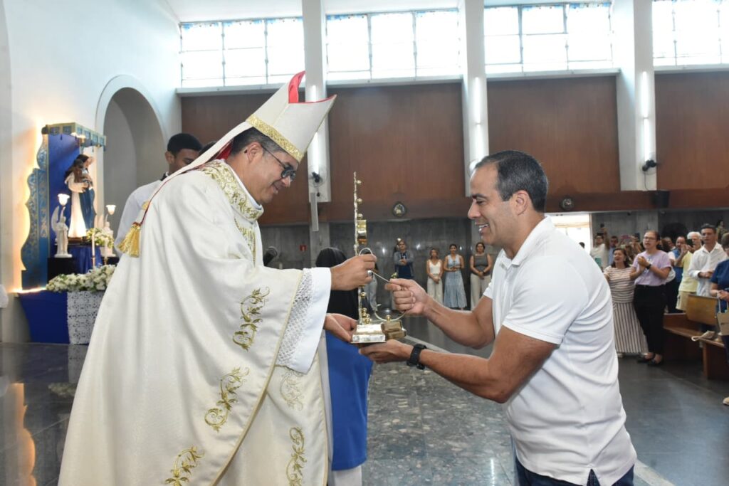 Prefeito participa de missa de abertura da festa de santa dulce dos pobres – prefeitura municipal de salvador